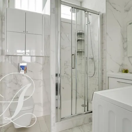 Apartment Cyrano, Moderne 2 14eme *